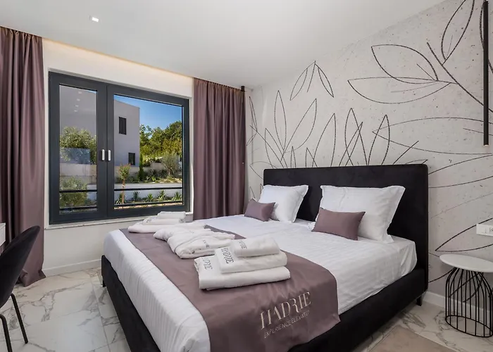 Hadrie Luxury Resort And Villas Rova Ed