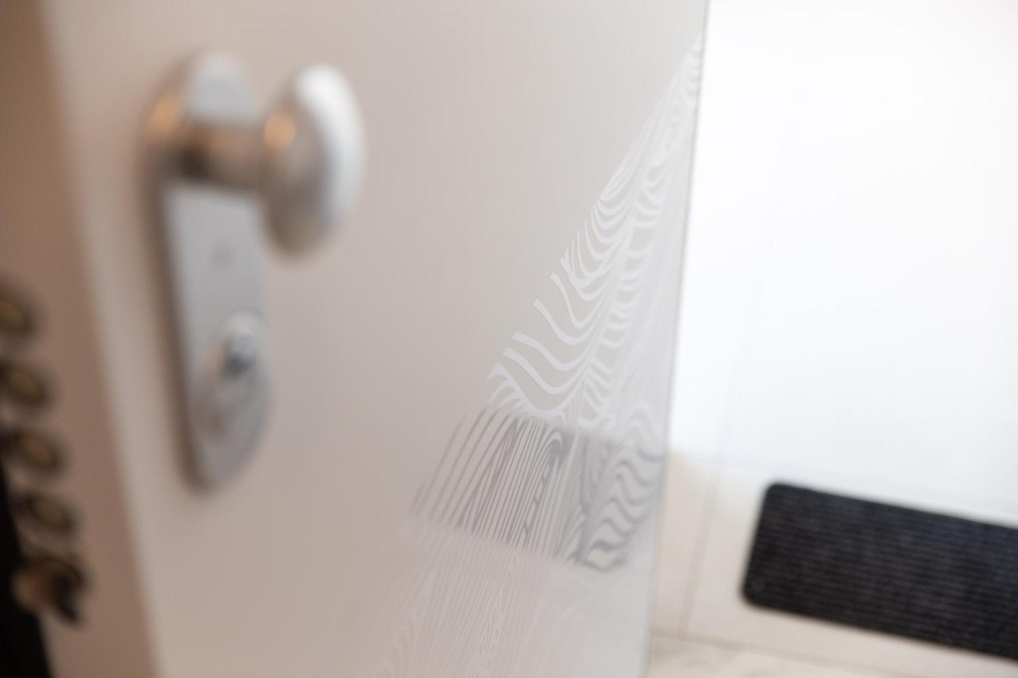 Hadrie Luxury And Rova Ed Apartment Vantacici