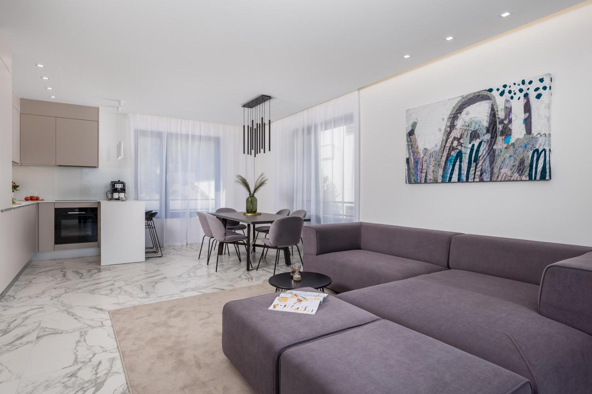 Hadrie Luxury And Rova Ed Apartment *